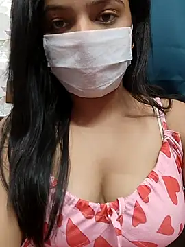 Snapshot of Myloveurvi chatting on 05/01/26, 10:31 Myloveurvi online show from 05/01/26, 10:31