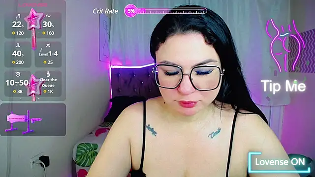 Snapshot of _curvy_latina chatting on 01/29/25, 11:30 curvy latina online show from 01/29/25, 11:30