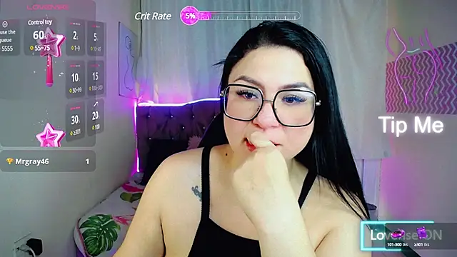 Snapshot of _curvy_latina chatting on 02/17/25, 03:53 curvy latina online show from 02/17/25, 03:53