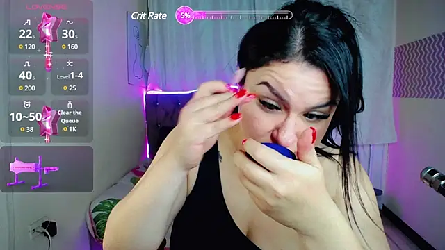 Snapshot of _curvy_latina chatting on 02/28/25, 11:47 curvy latina online show from 02/28/25, 11:47