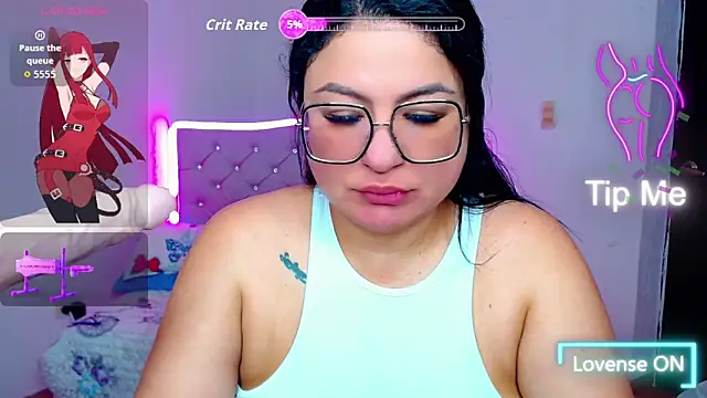 Snapshot of _curvy_latina chatting on 09/19/25, 01:12 curvy latina online show from 09/19/25, 01:12