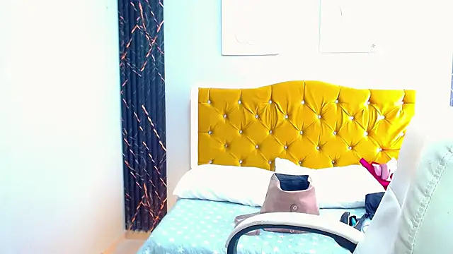 Snapshot of _curvy_latina chatting on 02/02/26, 03:22 curvy latina online show from 02/02/26, 03:22