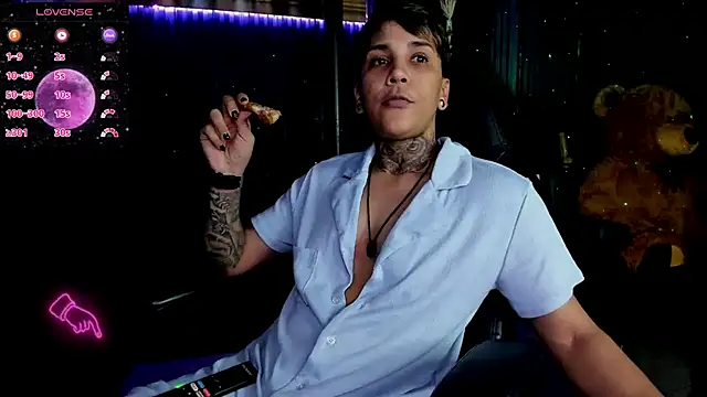 ZhoeStrong online show from 03/11/25, 06:10