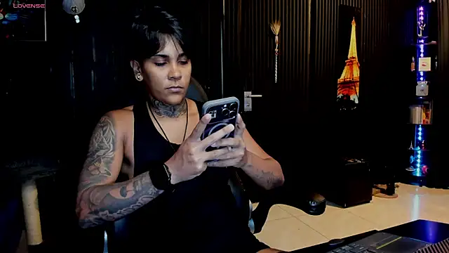 ZhoeStrong online show from 09/09/25, 10:20