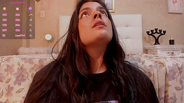 sofiaclauss online show from 12/18/24, 08:31