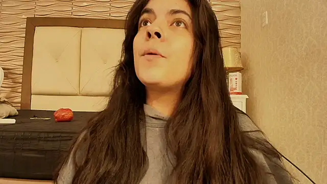 sofiaclauss online show from 09/12/25, 11:54