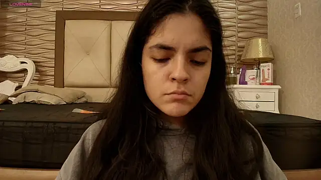 sofiaclauss online show from 09/13/25, 07:46