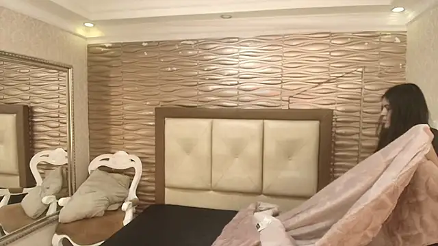 sofiaclauss online show from 10/26/25, 09:21