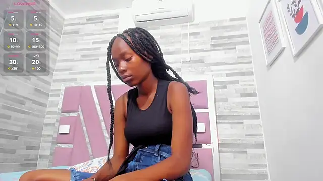 Snapshot of ebony_march chatting on 12/30/24, 06:38 ebony march online show from 12/30/24, 06:38