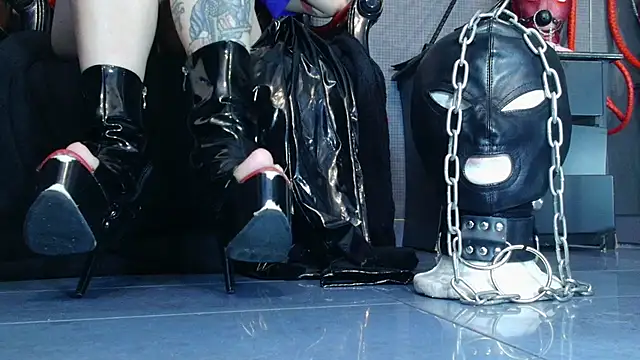 LusstCruella online show from 03/22/25, 05:31