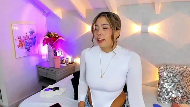Snapshot of Martina_Miiller chatting on 03/16/26, 12:53 Martina Miiller online show from 03/16/26, 12:53