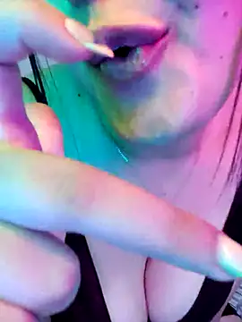 Snapshot of im_here- chatting on 09/19/25, 01:29 im here- online show from 09/19/25, 01:29