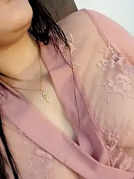 Snapshot of im_here- chatting on 10/12/25, 04:50 im here- online show from 10/12/25, 04:50