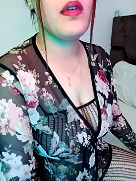 Snapshot of im_here- chatting on 10/28/25, 10:19 im here- online show from 10/28/25, 10:19