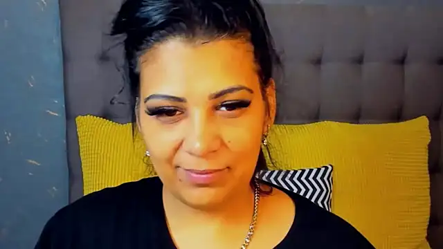 AmyCubes online show from 11/14/25, 04:33