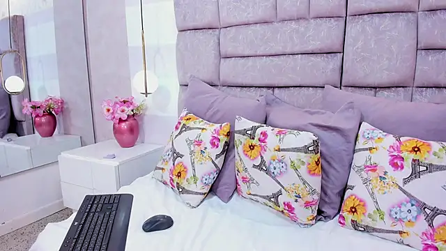 melaniee jones online show from 03/06/26, 05:31