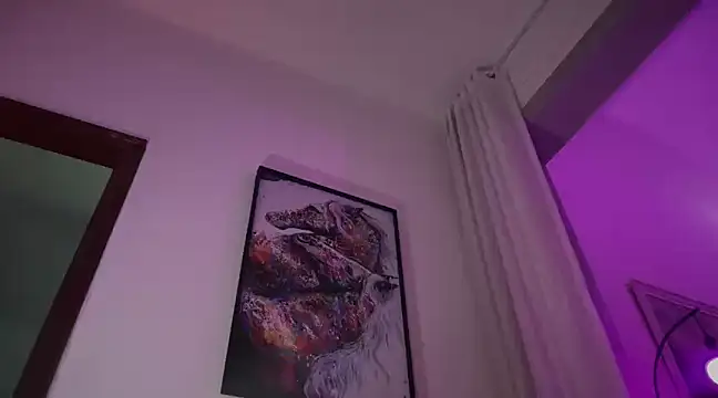 Snapshot of mistresslaviniabr chatting on 02/13/25, 06:05 mistresslaviniabr online show from 02/13/25, 06:05