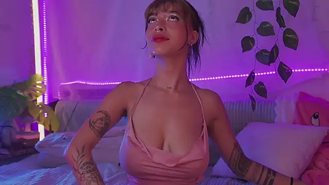 Kitty arts online show from 01/11/25, 01:59