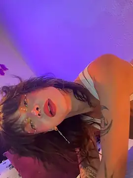 Kitty arts online show from 10/19/25, 05:35