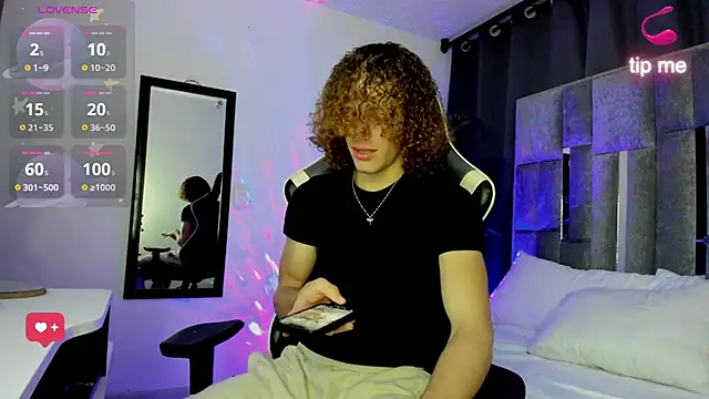 All3ssandr0 online show from 12/19/24, 12:13