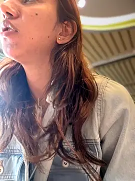 Nikol Rang   online show from 10/10/25, 09:03