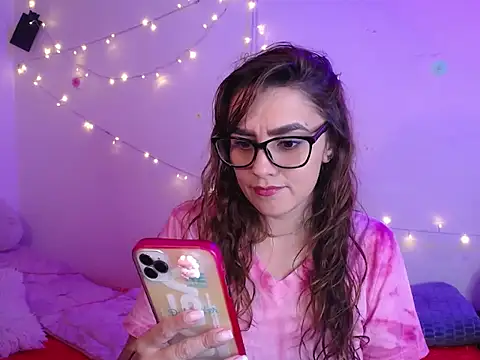 Lu perez online show from 11/09/25, 07:45