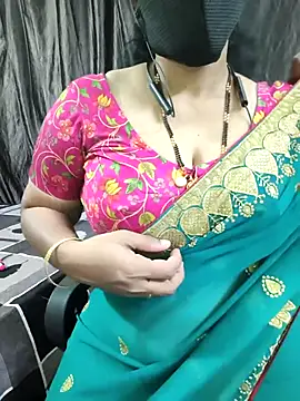 bhuvana555 online show from 02/18/26, 05:20