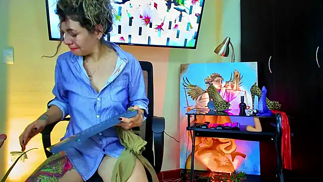 Snapshot of oriana_thomson2 chatting on 01/16/25, 12:02 oriana thomson2 online show from 01/16/25, 12:02