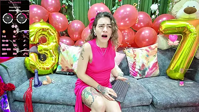 Snapshot of oriana_thomson2 chatting on 03/17/25, 01:46 oriana thomson2 online show from 03/17/25, 01:46