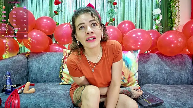 Snapshot of oriana_thomson2 chatting on 03/18/25, 09:10 oriana thomson2 online show from 03/18/25, 09:10