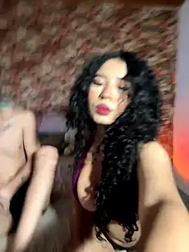 Snapshot of G_Poseidon_y_Cloe chatting on 11/23/25, 09:58 G Poseidon y Cloe online show from 11/23/25, 09:58