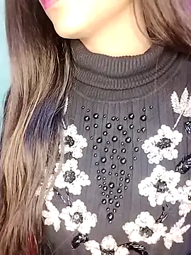 Snapshot of Sreya213 chatting on 01/04/25, 09:20 Sreya213 online show from 01/04/25, 09:20