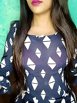 Snapshot of Sreya213 chatting on 10/19/25, 03:40 Sreya213 online show from 10/19/25, 03:40