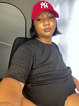 Snapshot of MayaPassion chatting on 02/10/26, 10:52 MayaPassion online show from 02/10/26, 10:52