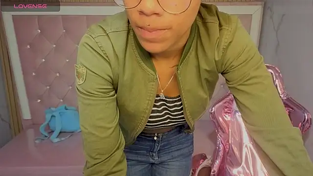 Violeth b online show from 01/10/26, 12:51