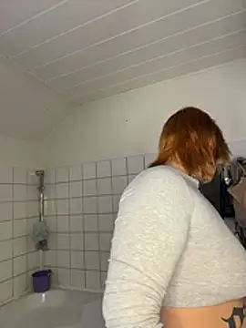 elina may online show from 01/19/26, 11:58