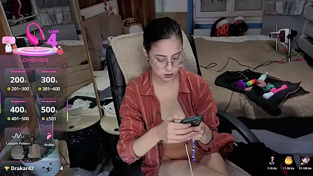 LisandreLaVenale online show from 12/16/25, 10:26