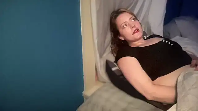 SkarlettRose96 online show from 09/19/25, 07:21