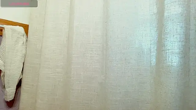 SkarlettRose96 online show from 10/20/25, 06:41