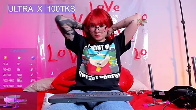 Snapshot of sofia218 chatting on 02/15/25, 01:16 sofia218 online show from 02/15/25, 01:16