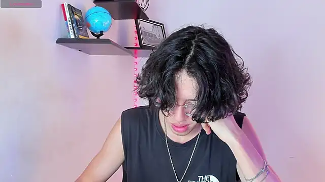 manu vera online show from 10/02/25, 08:05