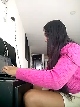 Snapshot of SweetFortuner chatting on 11/05/25, 05:46 SweetFortuner online show from 11/05/25, 05:46