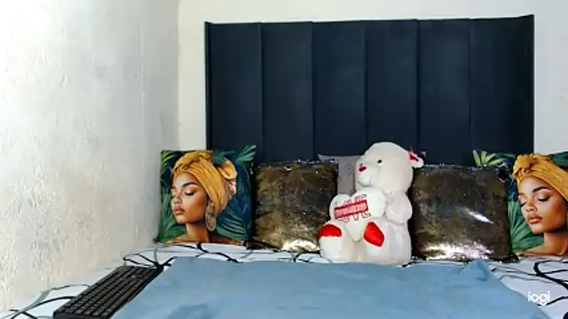 quenliyasa online show from 04/01/26, 09:32