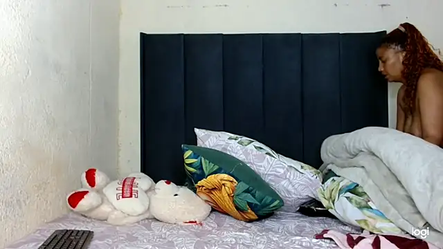 quenliyasa online show from 04/11/26, 08:24