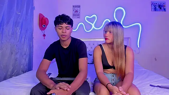 Snapshot of dafnezahiraa_ chatting on 11/02/25, 12:57 dafnezahiraa  online show from 11/02/25, 12:57