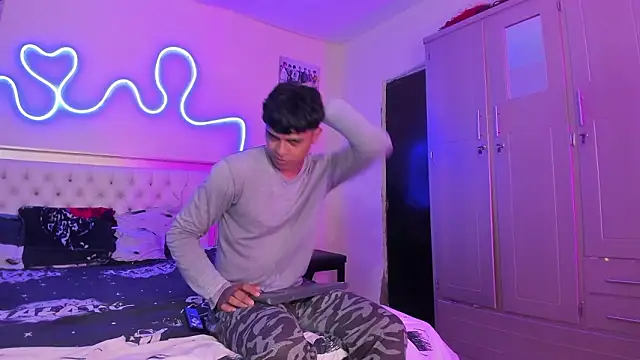 dafnezahiraa  online show from 02/05/26, 05:12