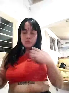 lucylovles online show from 12/17/25, 12:05