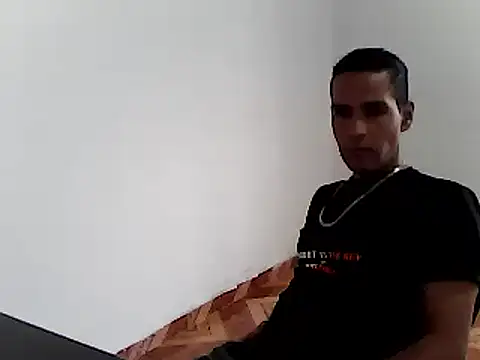 Snapshot of esteban2810m chatting on 02/09/25, 08:34 esteban2810m online show from 02/09/25, 08:34