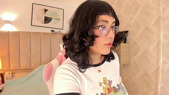 Haru Bonny online show from 02/06/26, 08:45