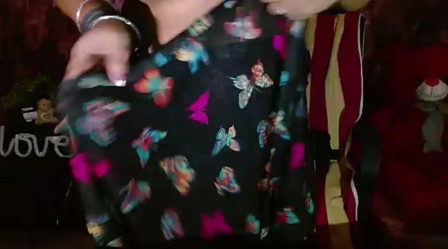 Snapshot of Naughty_Ayesha1 chatting on 01/15/25, 07:05 Naughty Ayesha1 online show from 01/15/25, 07:05